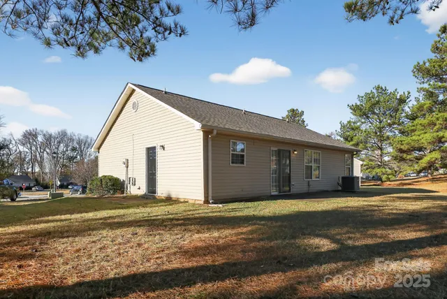 $194,900 | 615 Basil Court, Spartanburg, SC 29301