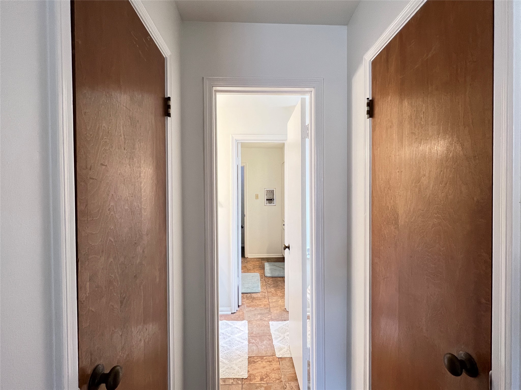 2232 Ripple Creek Drive Rosenberg, TX 77471 - Photo 18 of 30 Hallway view from Primary bed room to bath.
