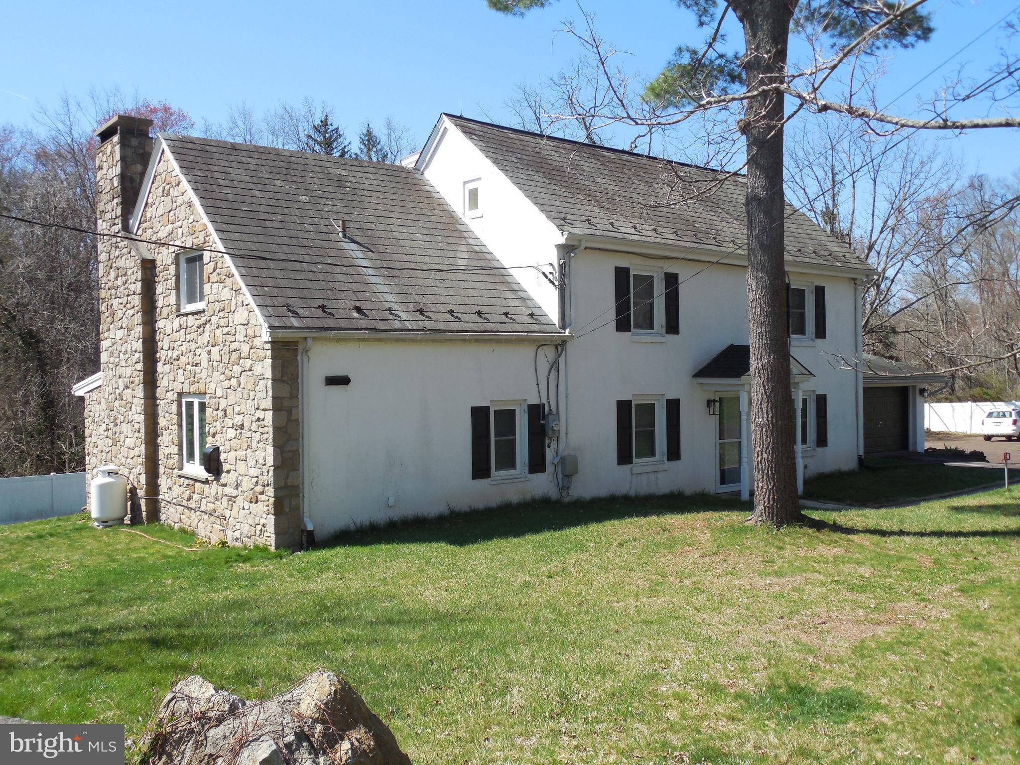 20 Camp Rock Hill Road Quakertown, PA 18951 - Photo 3 of 27 front view of house with a yard
