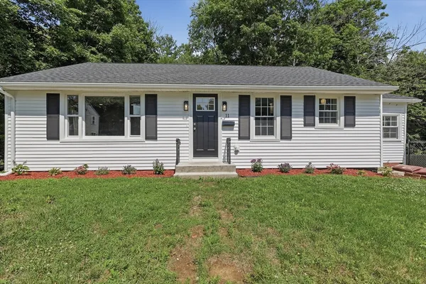 $399,900 | 11 Dale Street, Spencer, MA 01562
