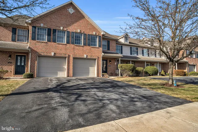 $299,900 | 2194 Gleim Court, Enola, PA 17025