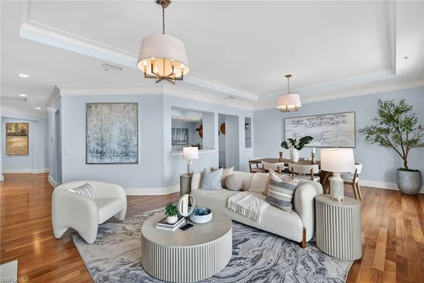 $2,395,000 | 625 5th Avenue South, Unit PH302, Naples, FL 34102
