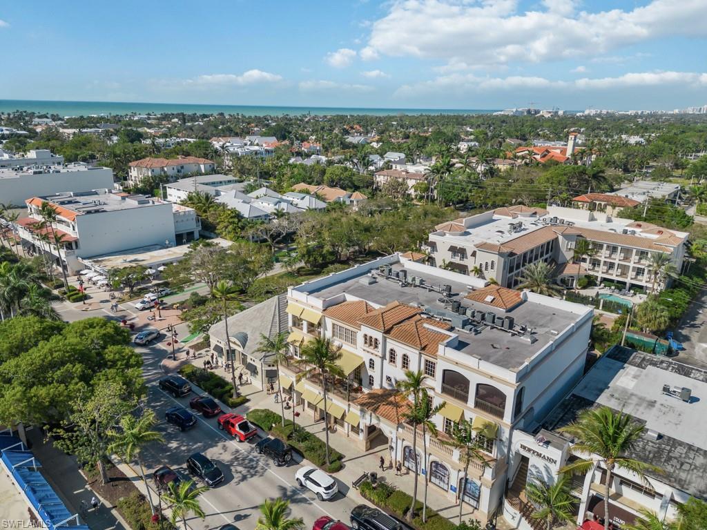 625 5th Avenue South, Unit PH302 Naples, FL 34102 - Photo 30 of 33 Aerial view