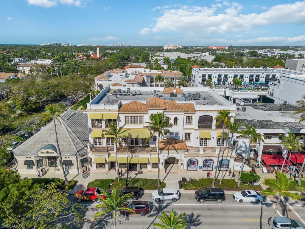 625 5th Avenue South, Unit PH302 Naples, FL 34102 - Photo 31 of 33 Bird's eye view