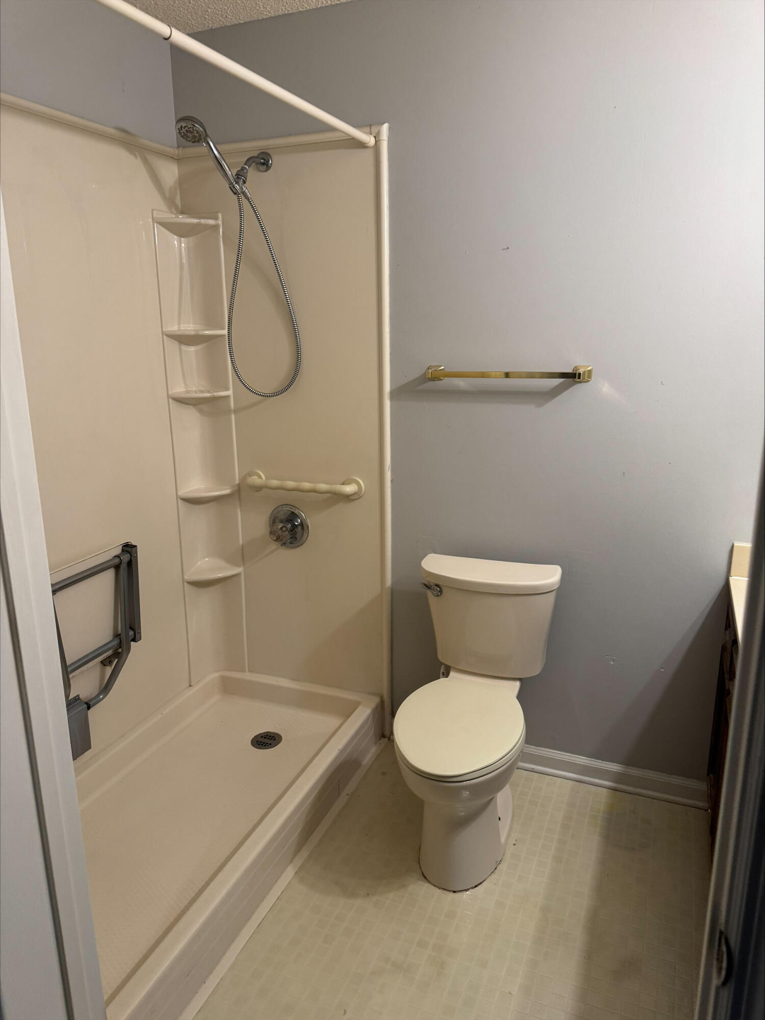 6634 Hickory Manor Circle Chattanooga, TN 37421 - Photo 11 of 20 processed-28B46415-4CCD-42F0-9192-342897