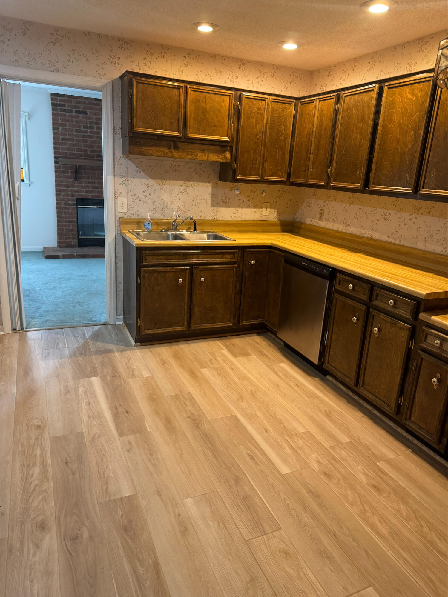 6634 Hickory Manor Circle Chattanooga, TN 37421 - Photo 8 of 20 processed-1CA6DC66-6770-477F-A06D-618BFA