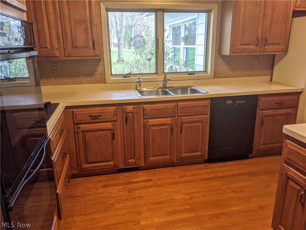 34905 Martin Road Willoughby Hills, OH 44094 - Photo 3 of 20 Gallery Image 3
