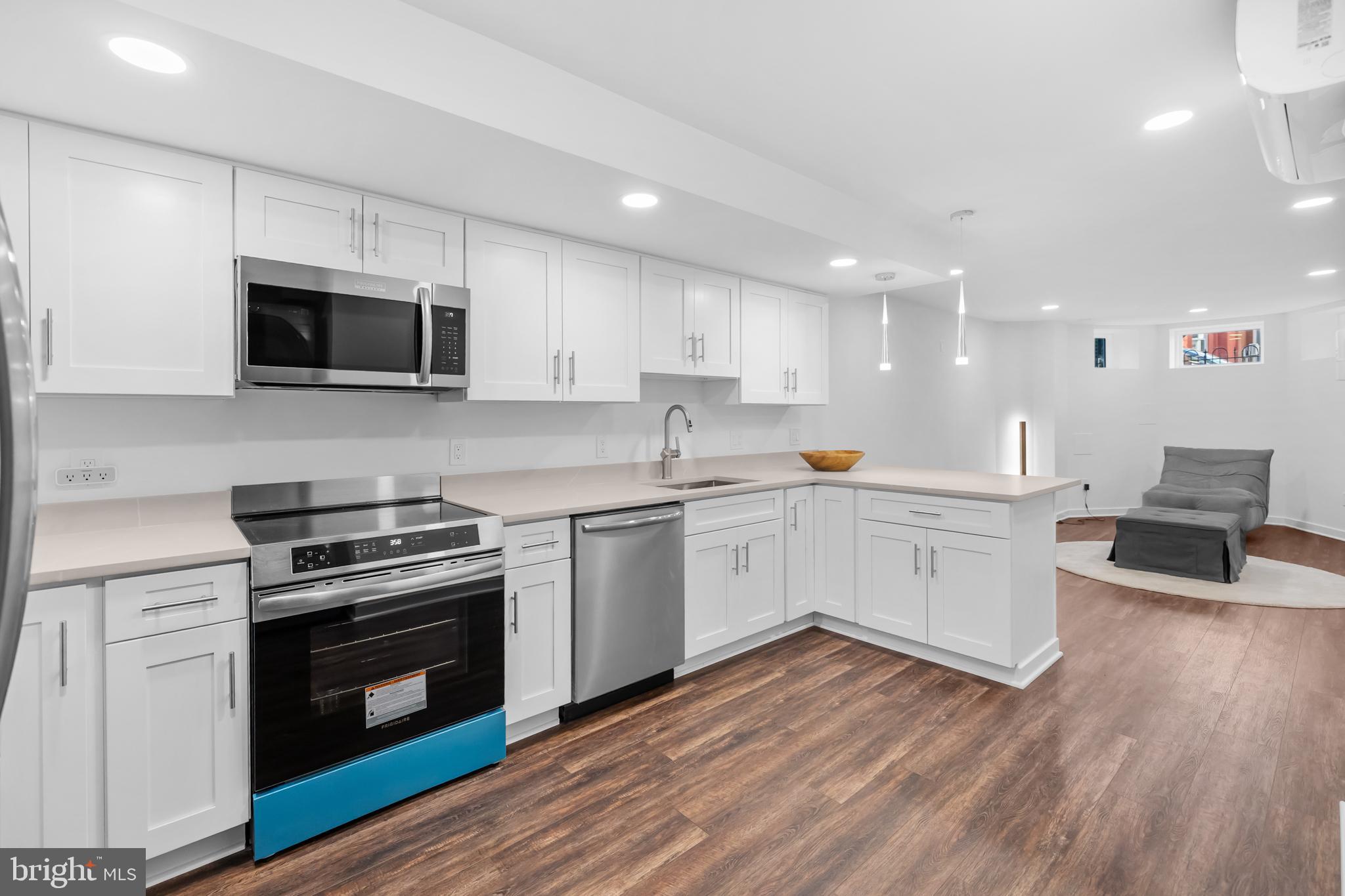 934 T Street Northwest Washington, DC 20001 - Photo 38 of 49