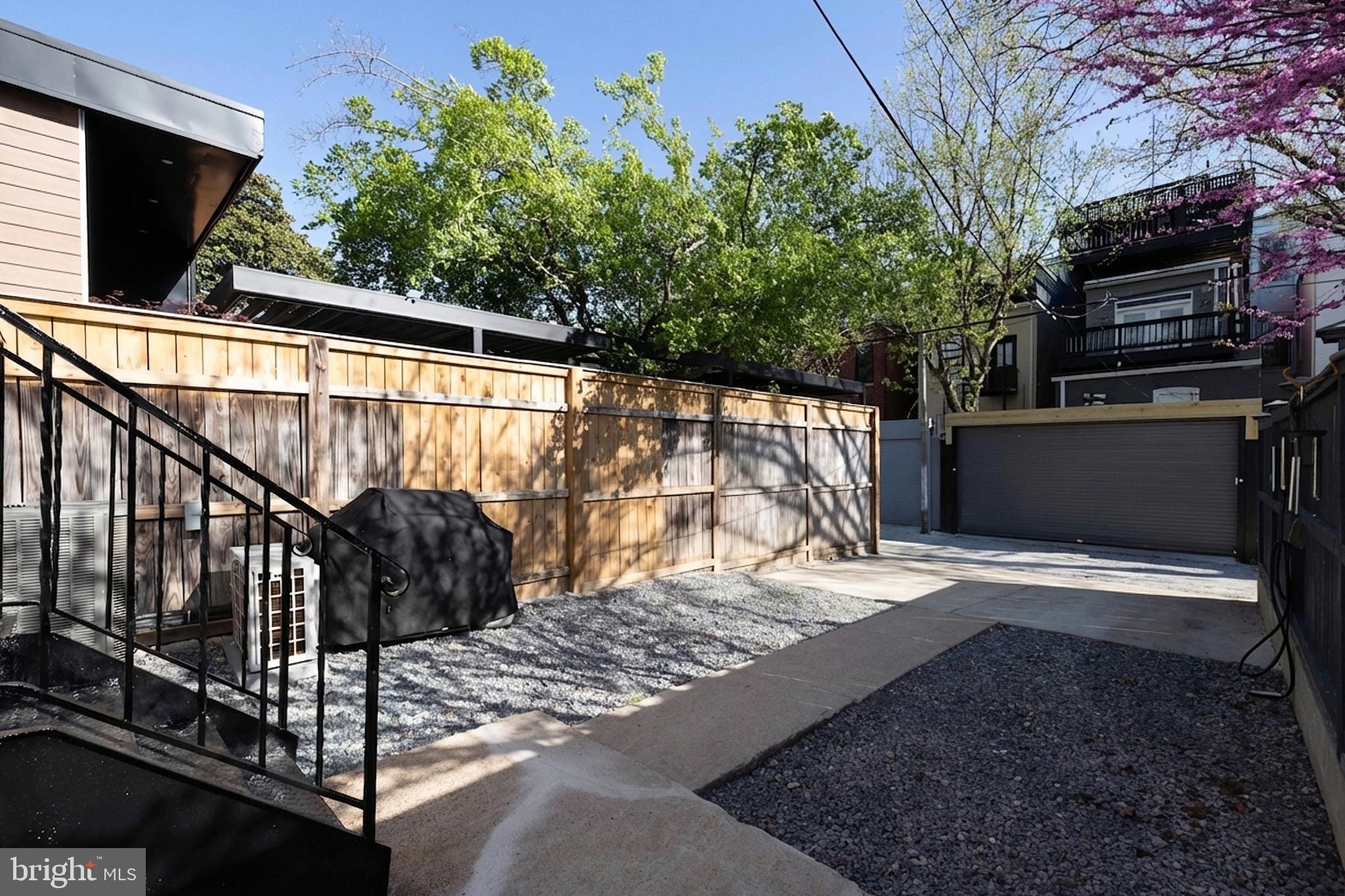 934 T Street Northwest Washington, DC 20001 - Photo 46 of 49