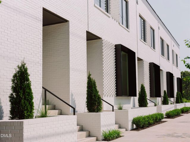 $1,345,000 | 1307 Chamblee Hl Court, Raleigh, NC 27608