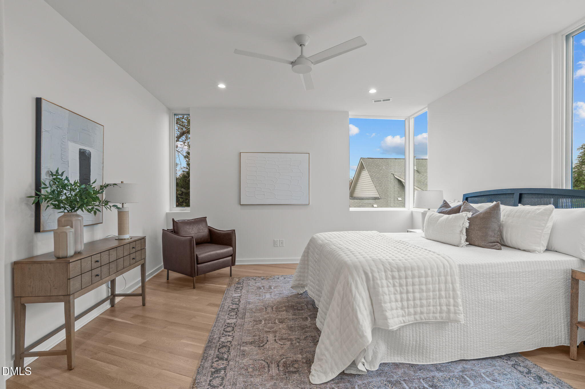 1307 Chamblee Hl Court Raleigh, NC 27608 - Photo 25 of 53 Primary Suite