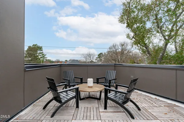 $1,345,000 | 1307 Chamblee Hl Court, Raleigh, NC 27608