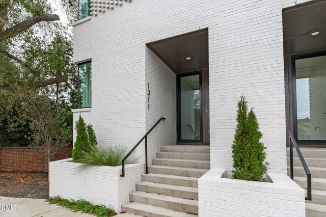 $1,345,000 | 1307 Chamblee Hl Court, Raleigh, NC 27608