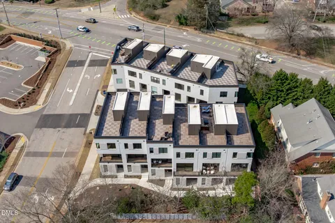 $1,345,000 | 1307 Chamblee Hl Court, Raleigh, NC 27608