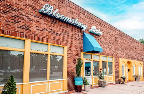 $1,345,000 | 1307 Chamblee Hl Court, Raleigh, NC 27608