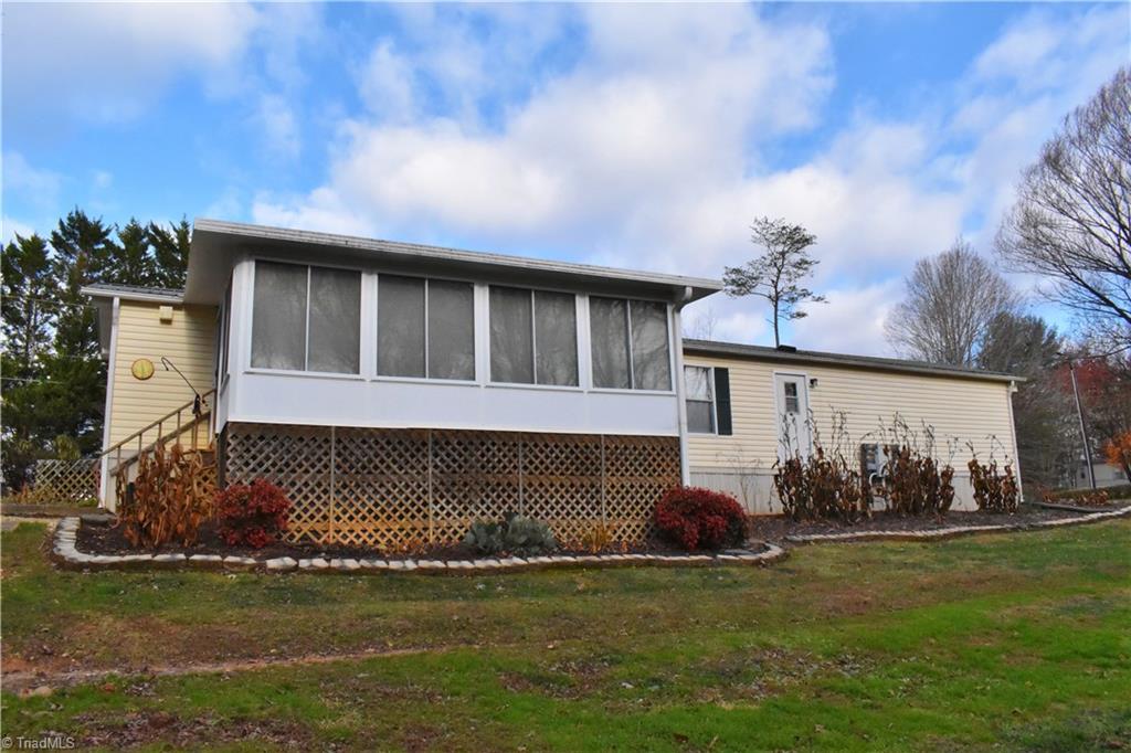 342 Cedar Ridge Road Mount Airy, NC 27030 - Photo 4 of 21 Gallery Image 4