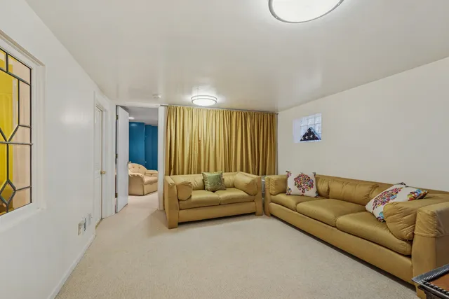 $790,000 | 5228 North Virginia Avenue, Chicago, IL 60625