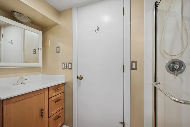 $790,000 | 5228 North Virginia Avenue, Chicago, IL 60625