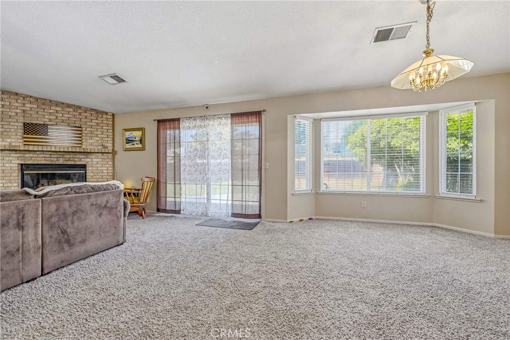 1165 Inspiration Point Court Merced, CA 95340 - Photo 12 of 34