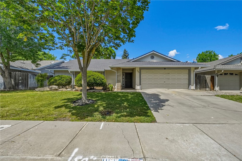 1165 Inspiration Point Court Merced, CA 95340 - Photo 2 of 34