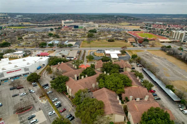 $1,450 | 1202 Thorpe Lane, Unit 616, San Marcos, TX 78666