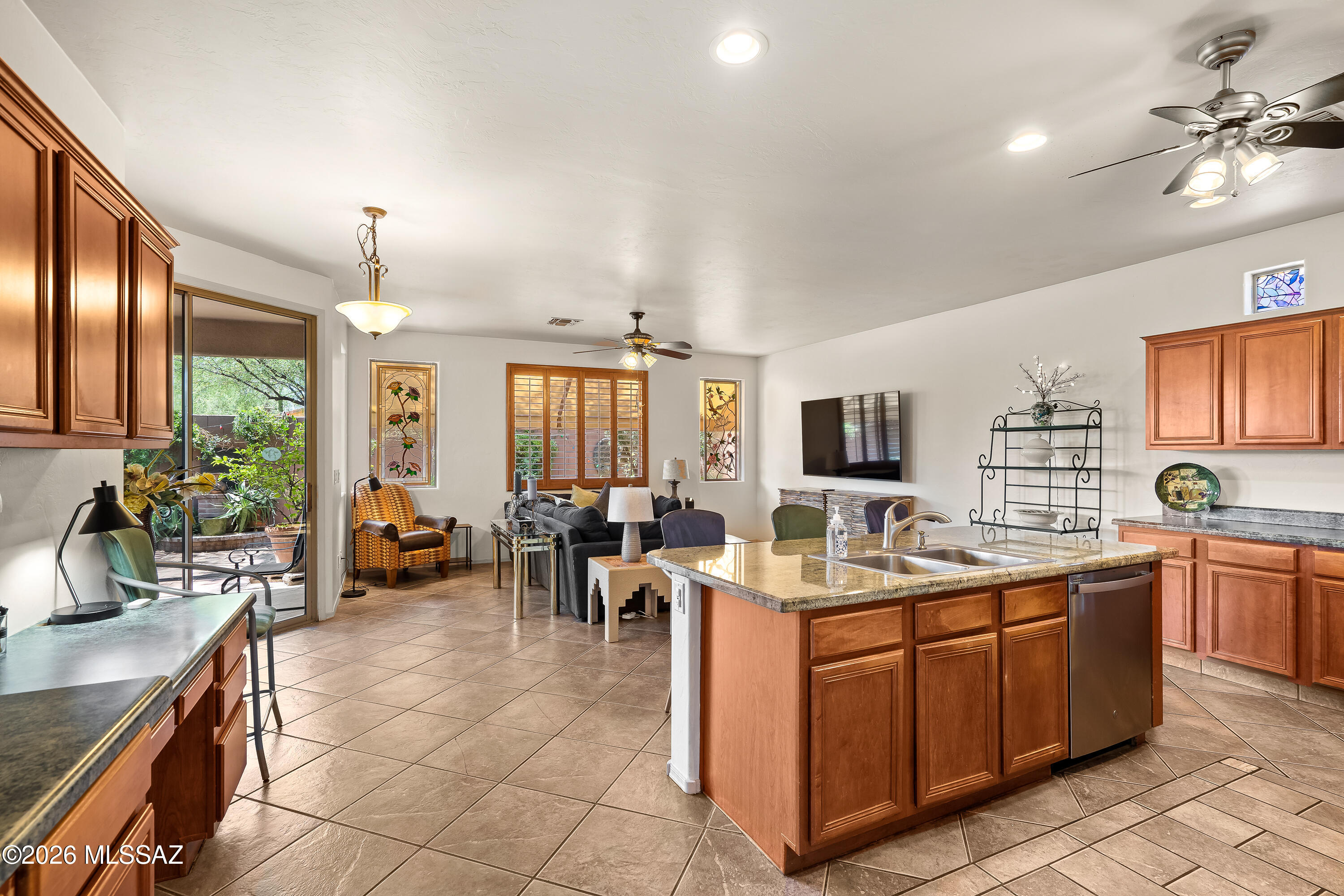 3396 North Camino Rio Colorado Tucson, AZ 85712 - Photo 11 of 32 a room with lots of counter top space