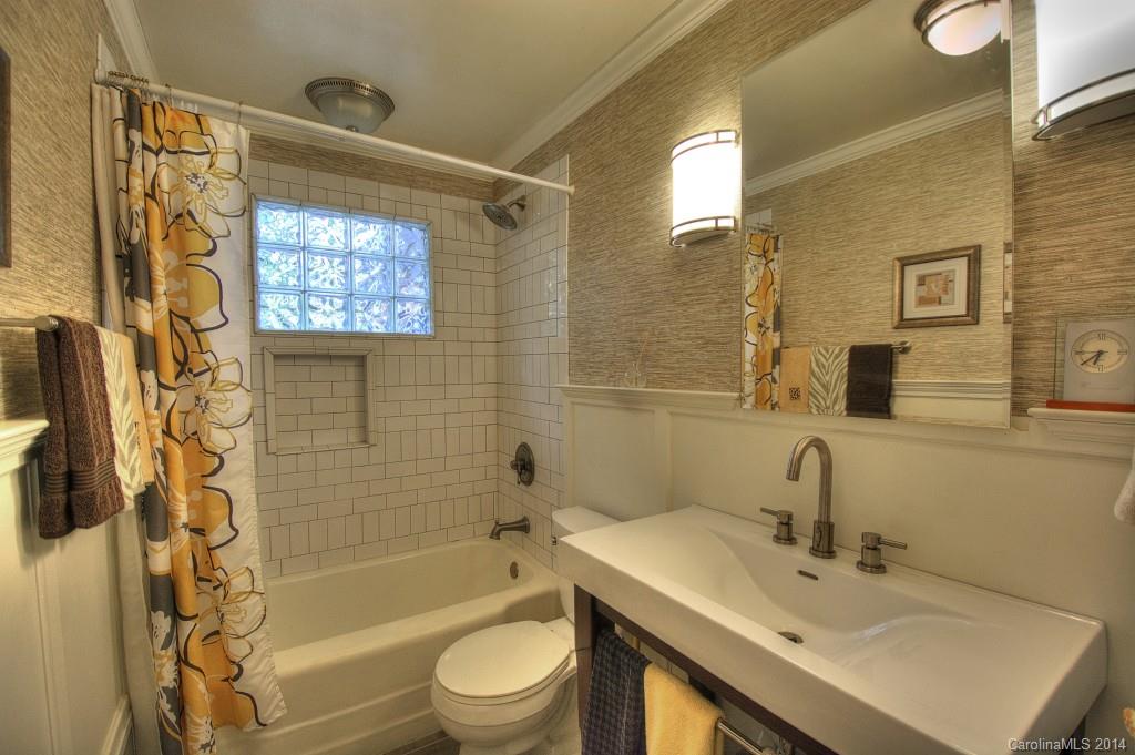 1428 Burnley Road Charlotte, NC 28210 - Photo 14 of 21 Gallery Image 14