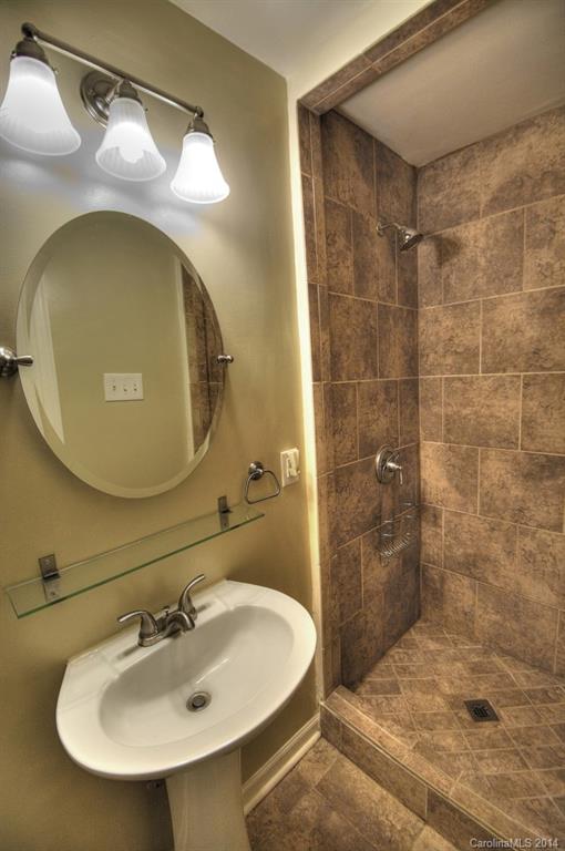 1428 Burnley Road Charlotte, NC 28210 - Photo 17 of 21 Gallery Image 17