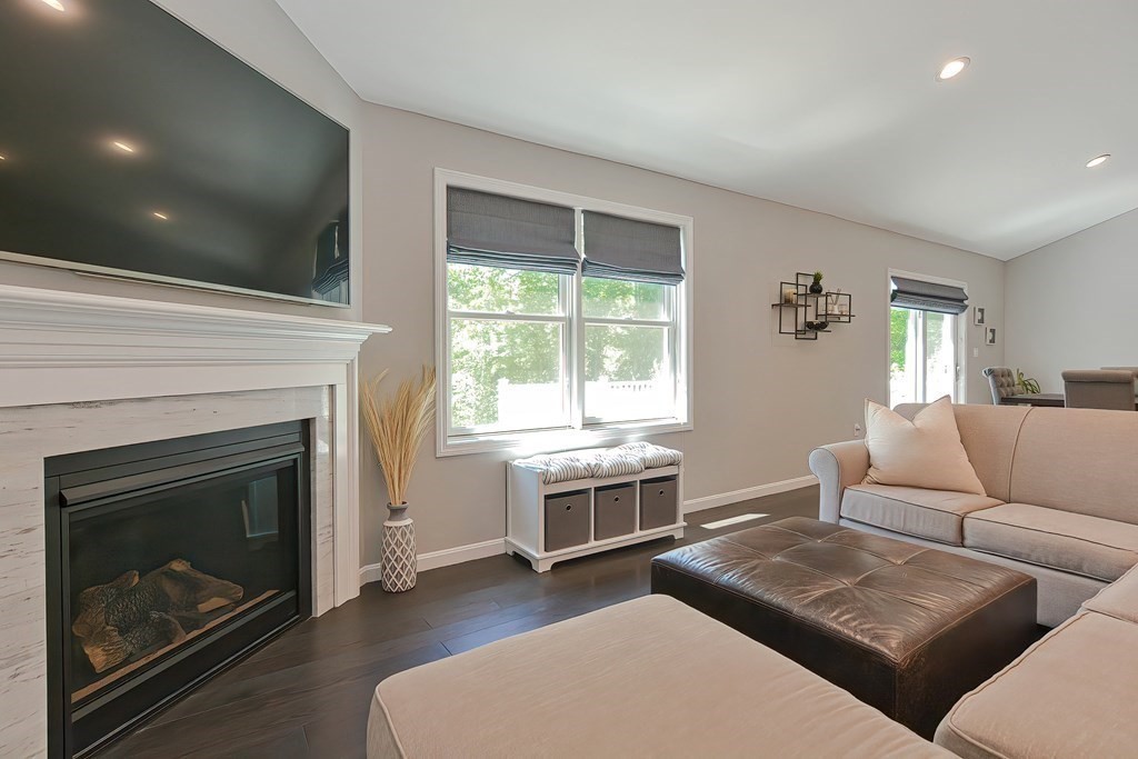 10 Lincoln Road Sutton, MA 01590 - Photo 17 of 42