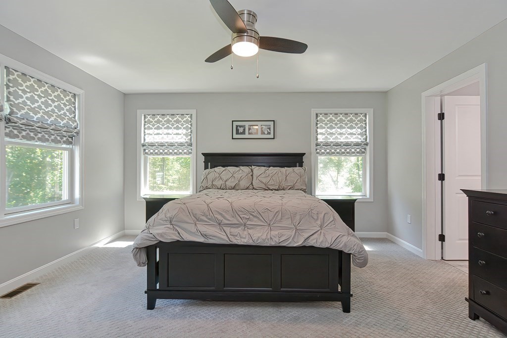 10 Lincoln Road Sutton, MA 01590 - Photo 23 of 42