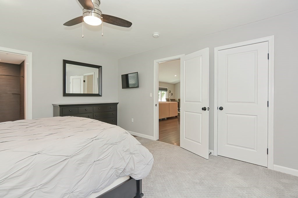 10 Lincoln Road Sutton, MA 01590 - Photo 26 of 42