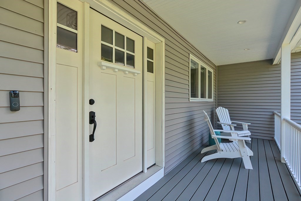 10 Lincoln Road Sutton, MA 01590 - Photo 3 of 42