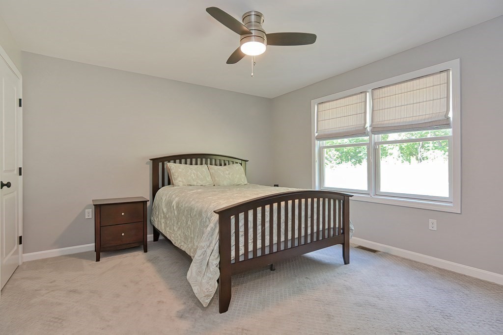 10 Lincoln Road Sutton, MA 01590 - Photo 31 of 42