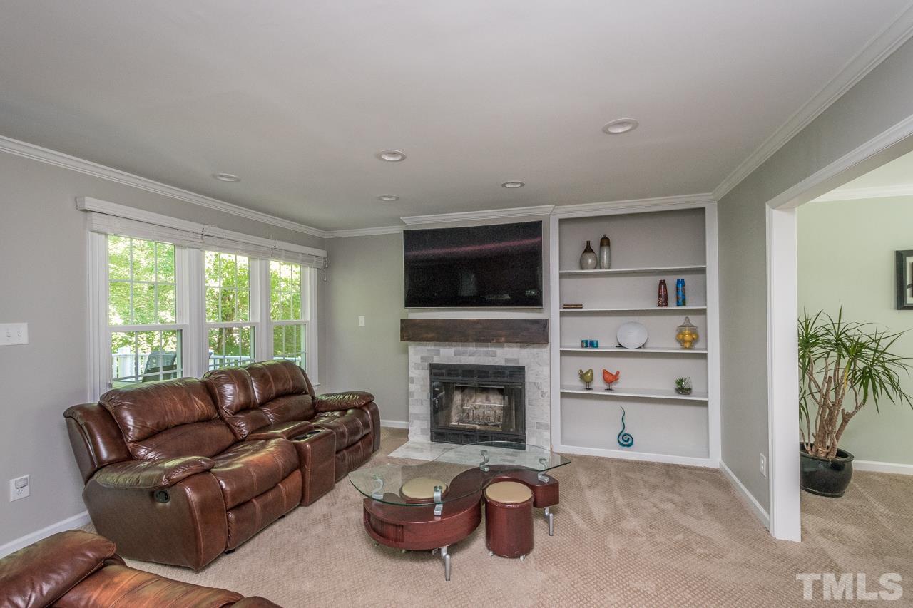 306 Arlington Ridge Cary, NC 27513 - Photo 12 of 30 Gallery Image 12