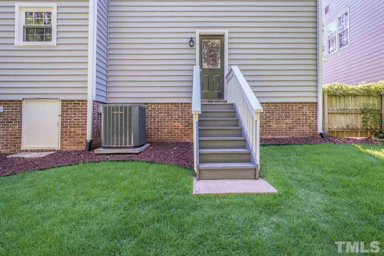 306 Arlington Ridge Cary, NC 27513 - Photo 27 of 30 Gallery Image 27