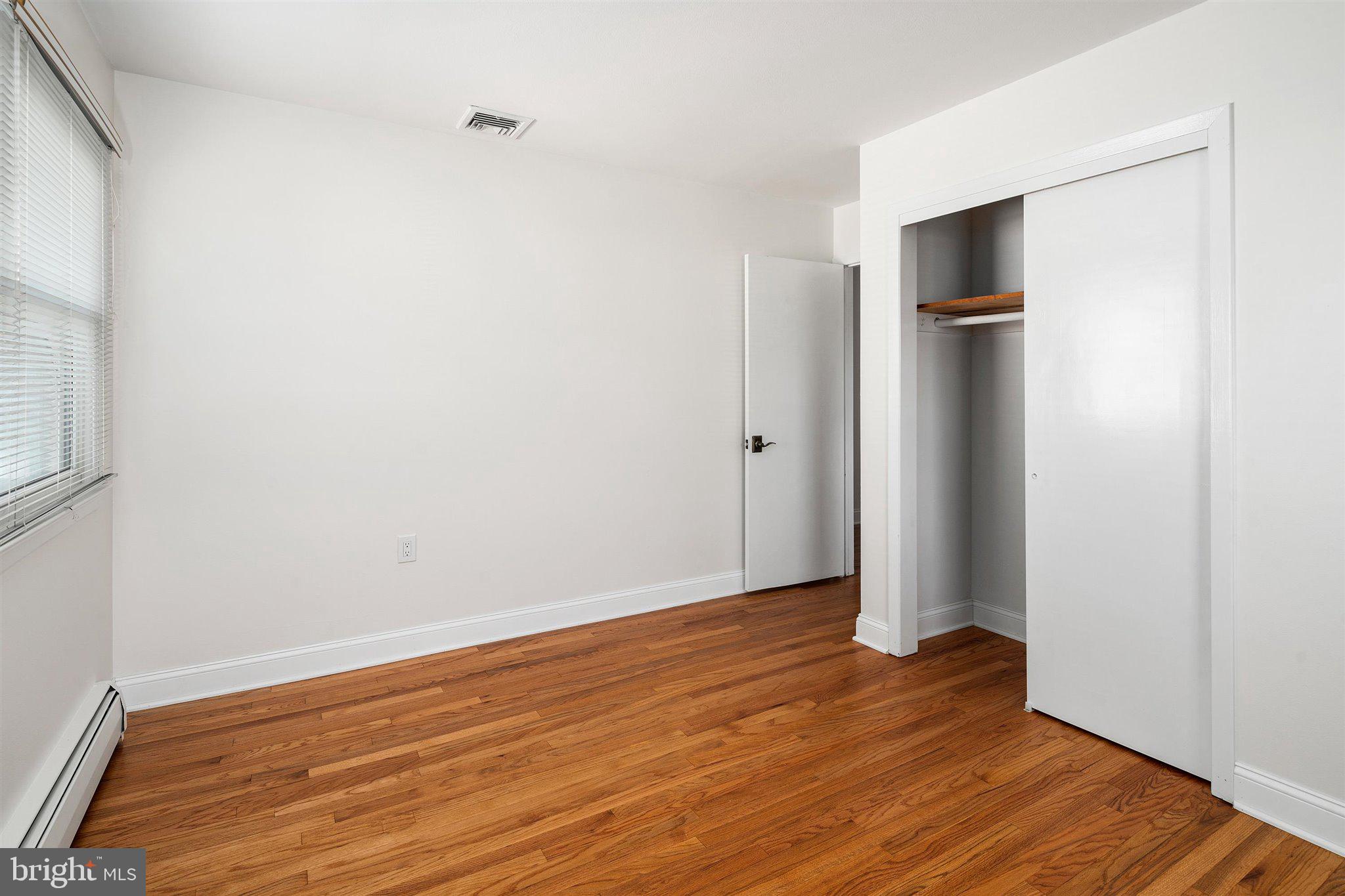 272 George Dye Road Trenton, NJ 08690 - Photo 18 of 27 Gallery Image 18