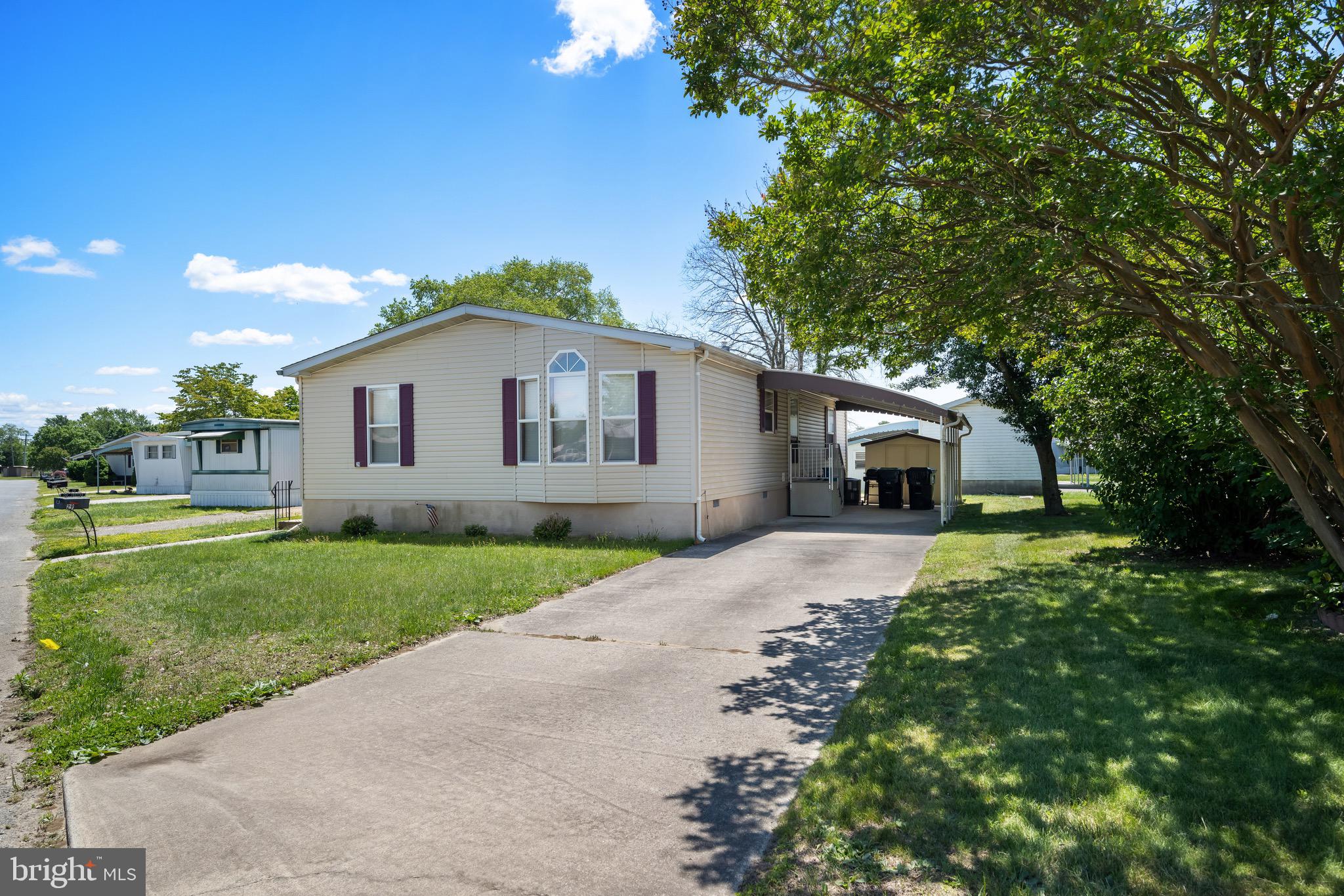 29 Oak Drive, Unit D Sicklerville, NJ 08081 - Photo 2 of 23 a front view of house with yard and green space