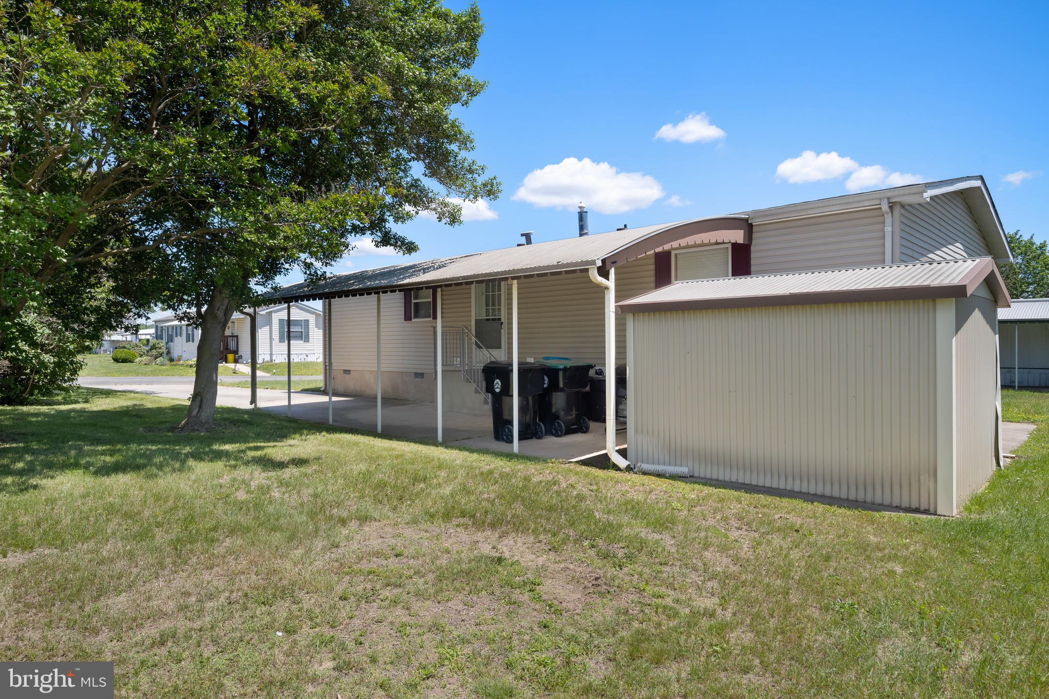 29 Oak Drive, Unit D Sicklerville, NJ 08081 - Photo 4 of 23 a front view of a house with a yard