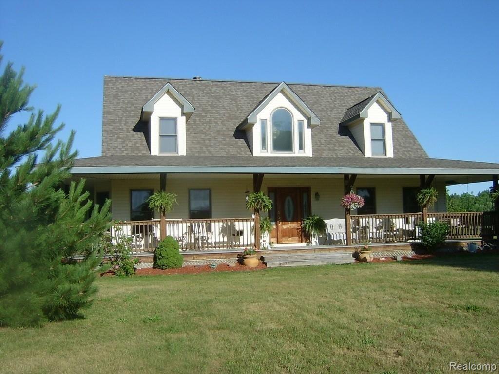 23800 Carleton West Road Belleville, MI 48111 - Photo 1 of 29
