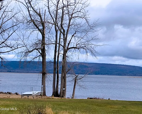 $110,000 | 121 Bushnell Road, Mayfield, NY 12117