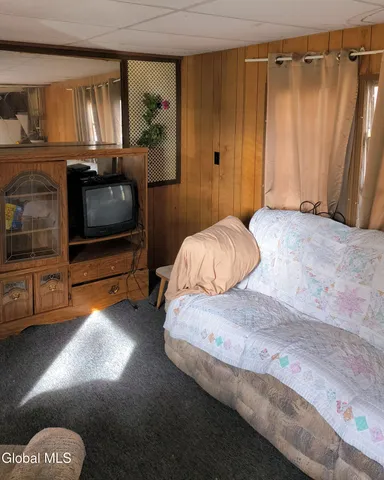 $110,000 | 121 Bushnell Road, Mayfield, NY 12117