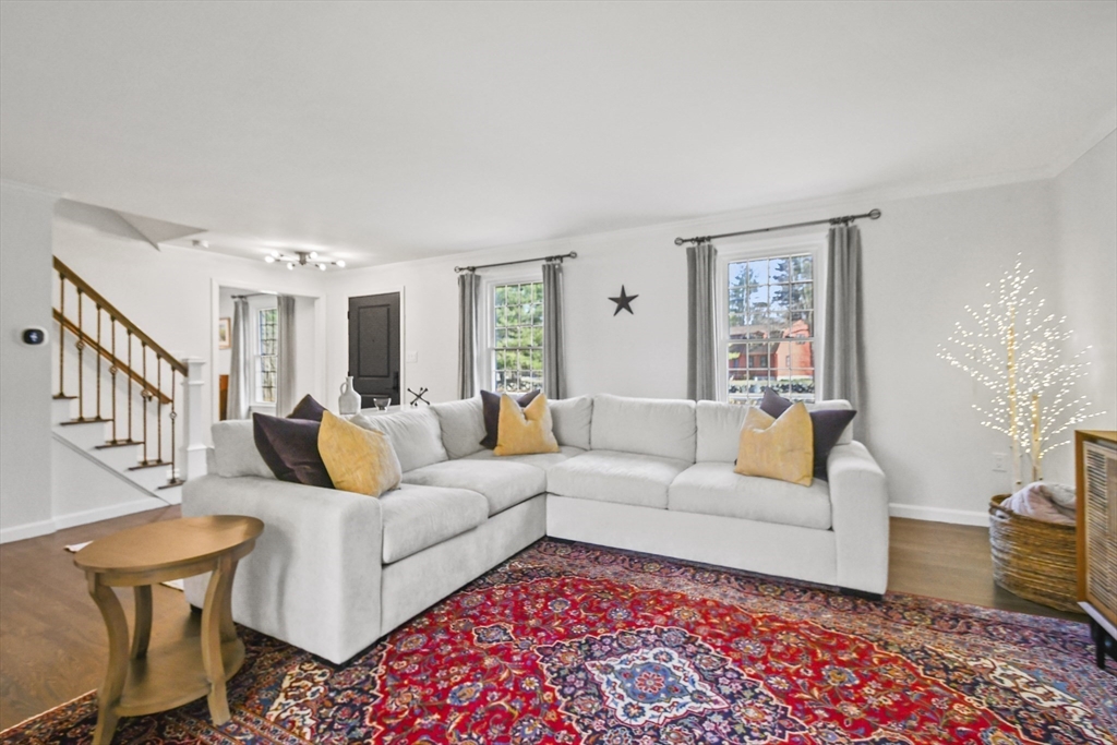 45 Flagg Road Westford, MA 01886 - Photo 4 of 42 Gallery Image 4