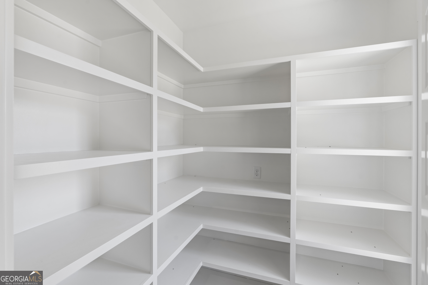 2830 Loch Laurel Road Valdosta, GA 31601 - Photo 4 of 40 a view of walk in closet with empty racks