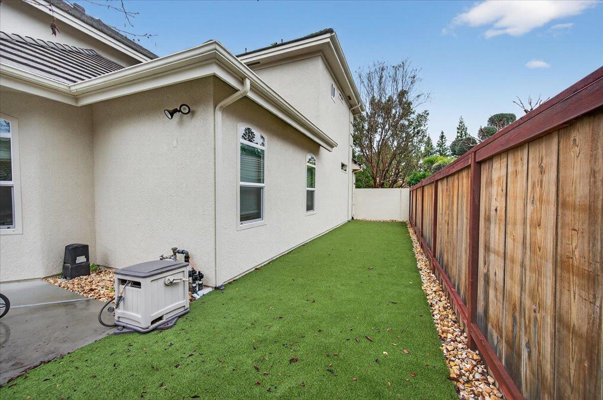 2205 West Fir Avenue Fresno, CA 93711 - Photo 56 of 72