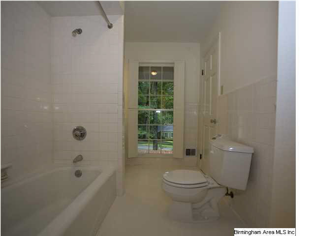 4135 Stone River Road Birmingham, AL 35213 - Photo 10 of 25