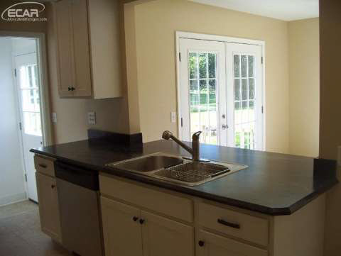 8159 Carpenter Road Flushing, MI 48433 - Photo 20 of 48 20448798-19.JPG