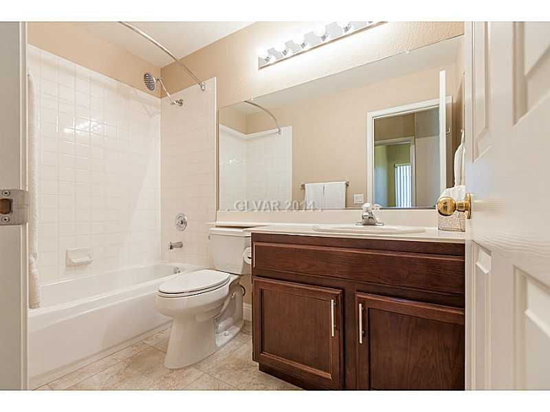 1491 Rancho Ridge Drive Henderson, NV 89012 - Photo 19 of 27 Guest Bathroom.