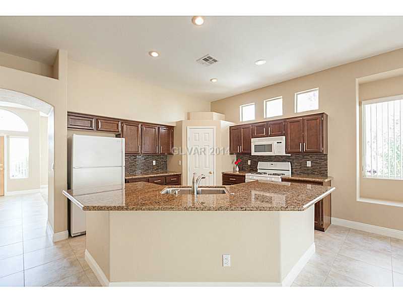 1491 Rancho Ridge Drive Henderson, NV 89012 - Photo 9 of 27 Kitchen.