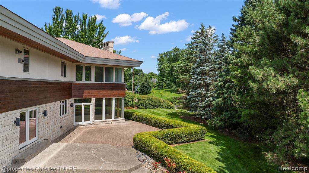 155 Endicott Road Bloomfield Hills, MI 48304 - Photo 55 of 65