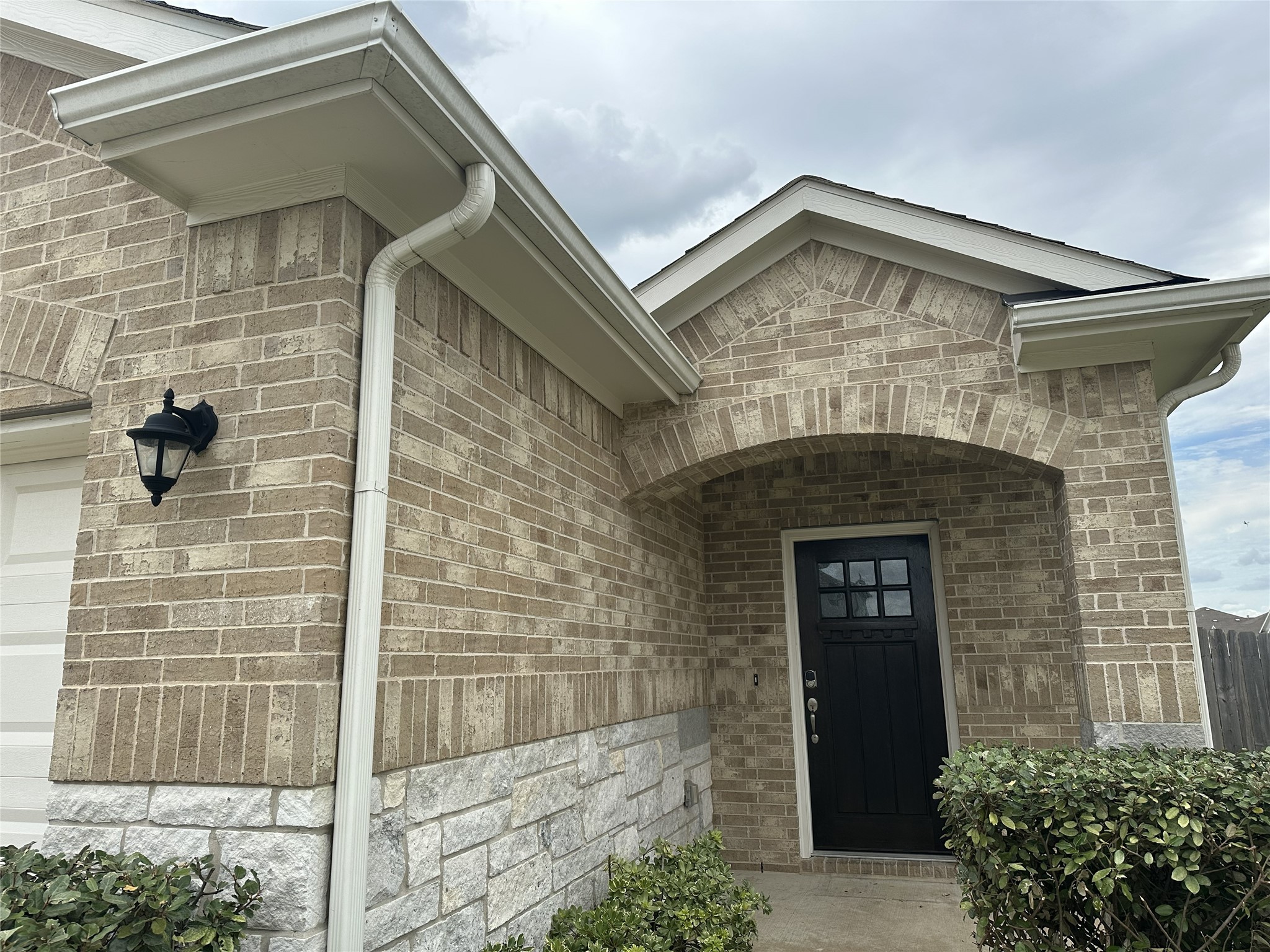 5739 Tabula Rasa Drive Katy, TX 77493 - Photo 2 of 29
